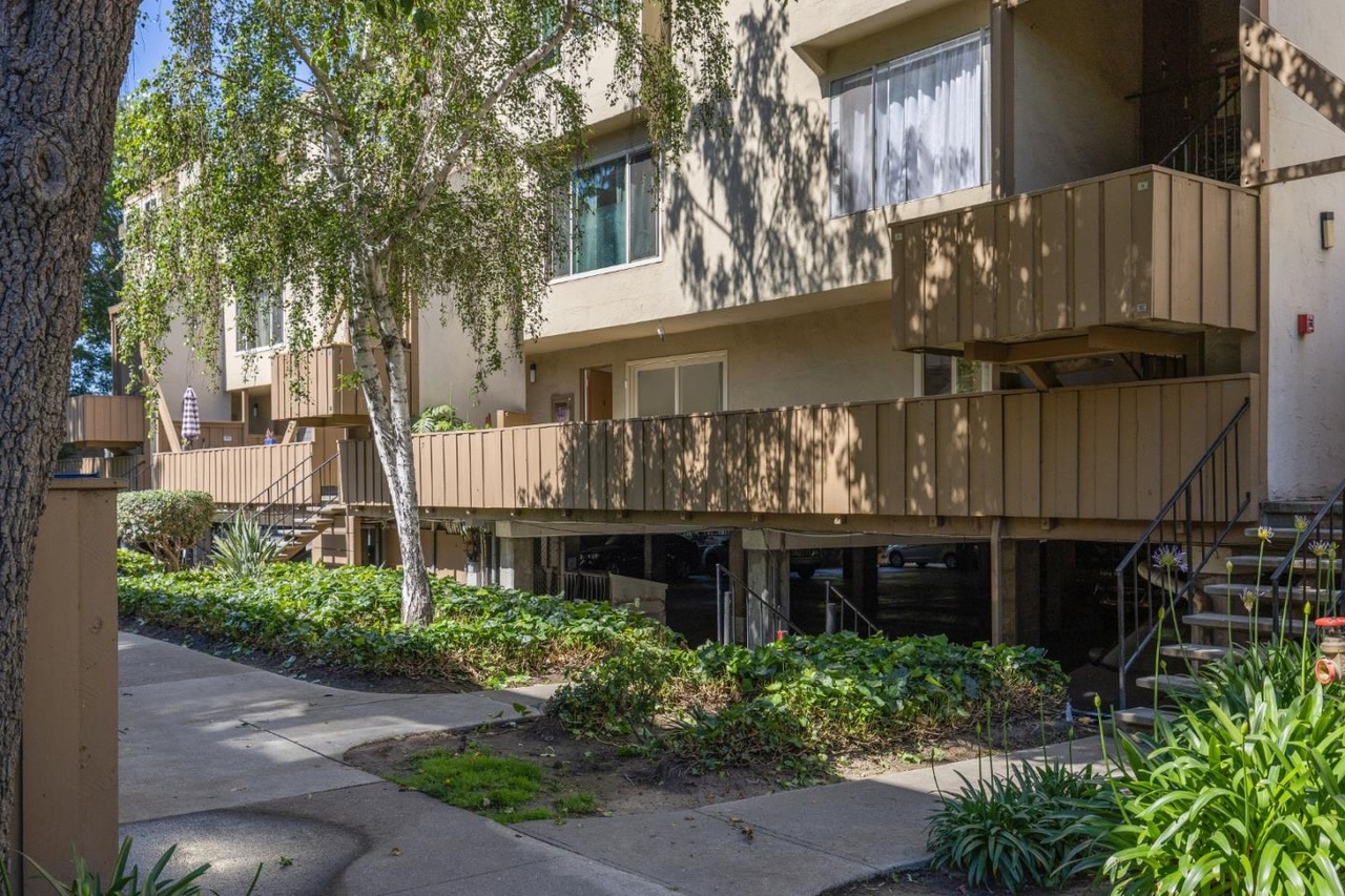 4425 Norwalk Dr #7, SAN JOSE, CA 95129 | MLS# ML81932188 | Redfin