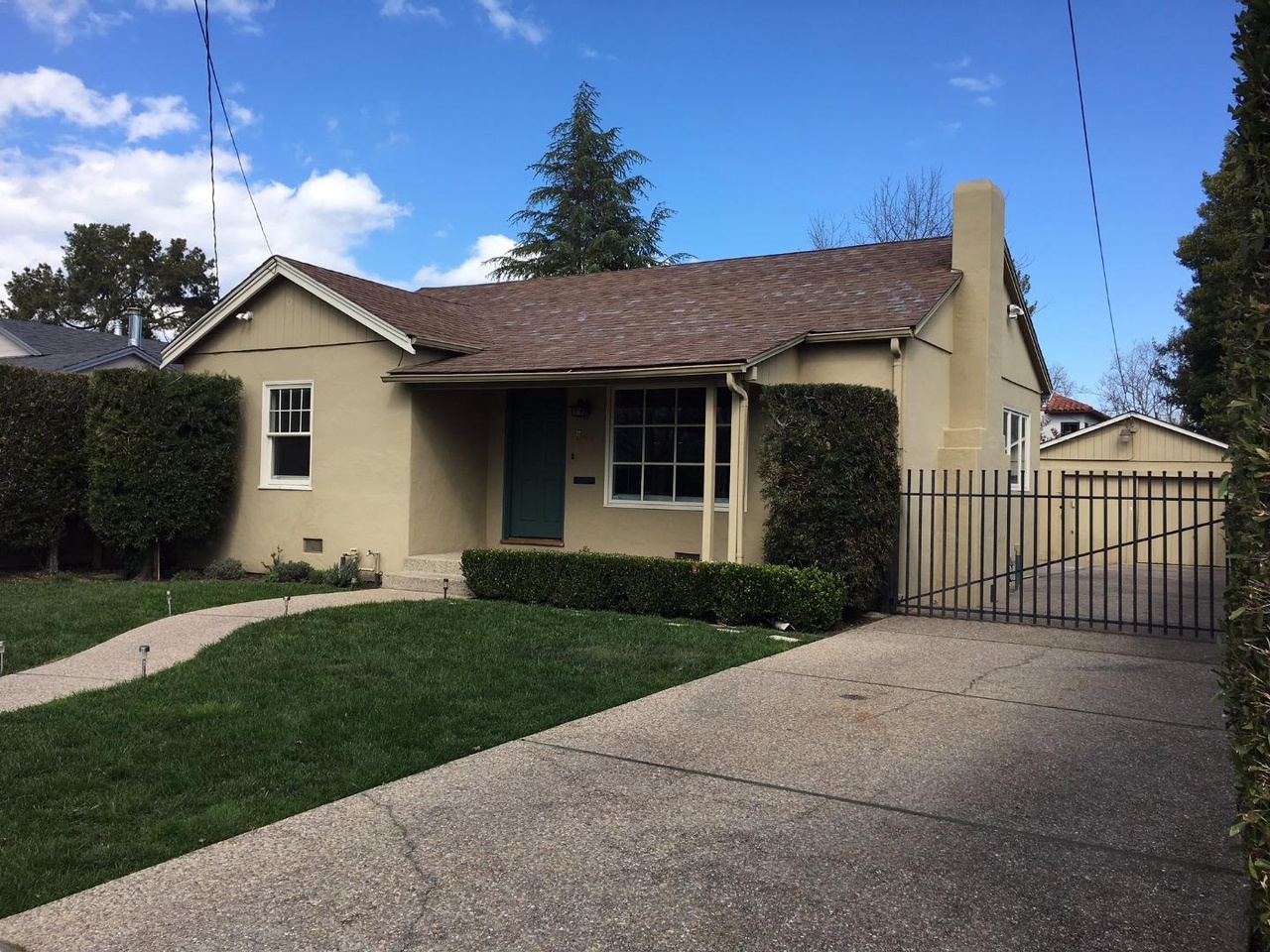 547 Iris St, REDWOOD CITY, CA 94062