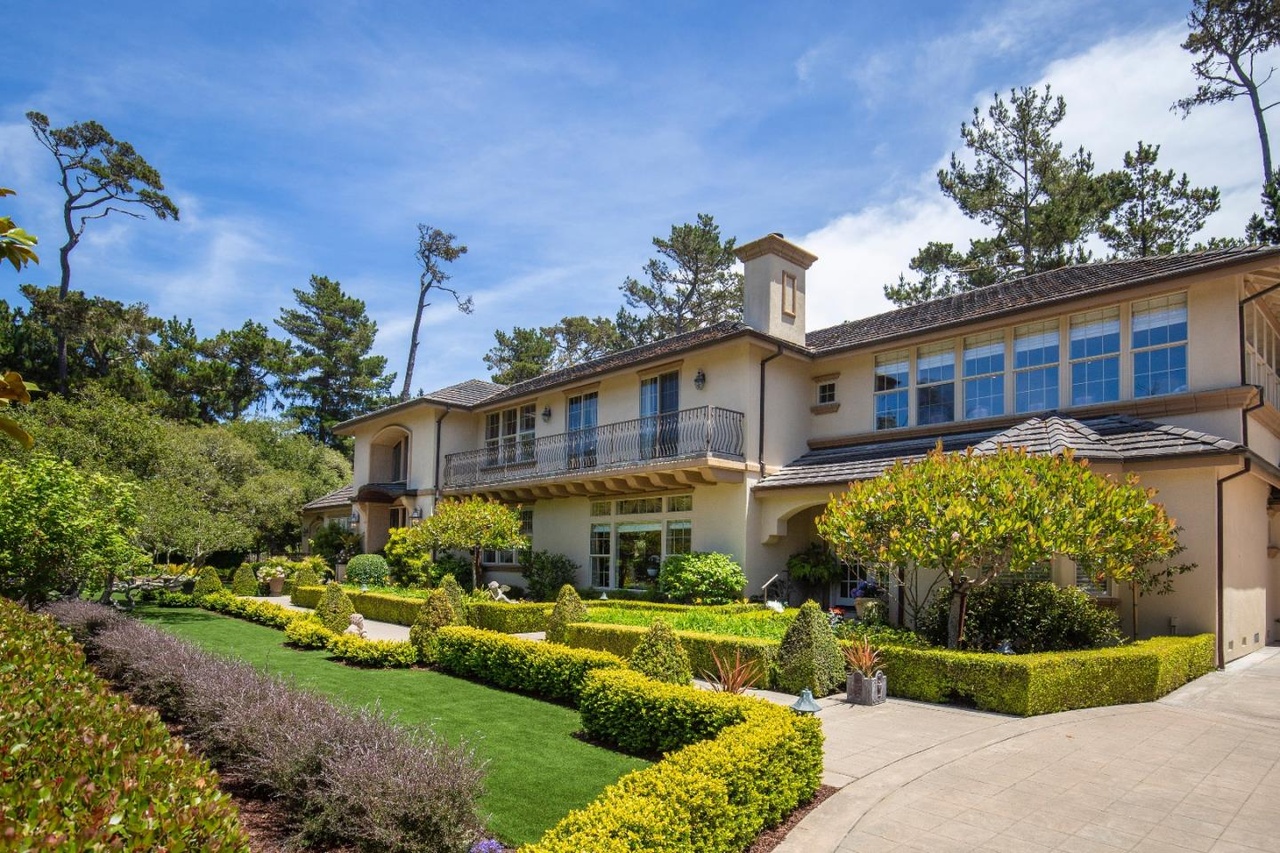2700 17 mile dr pebble beach ca 93953 united states