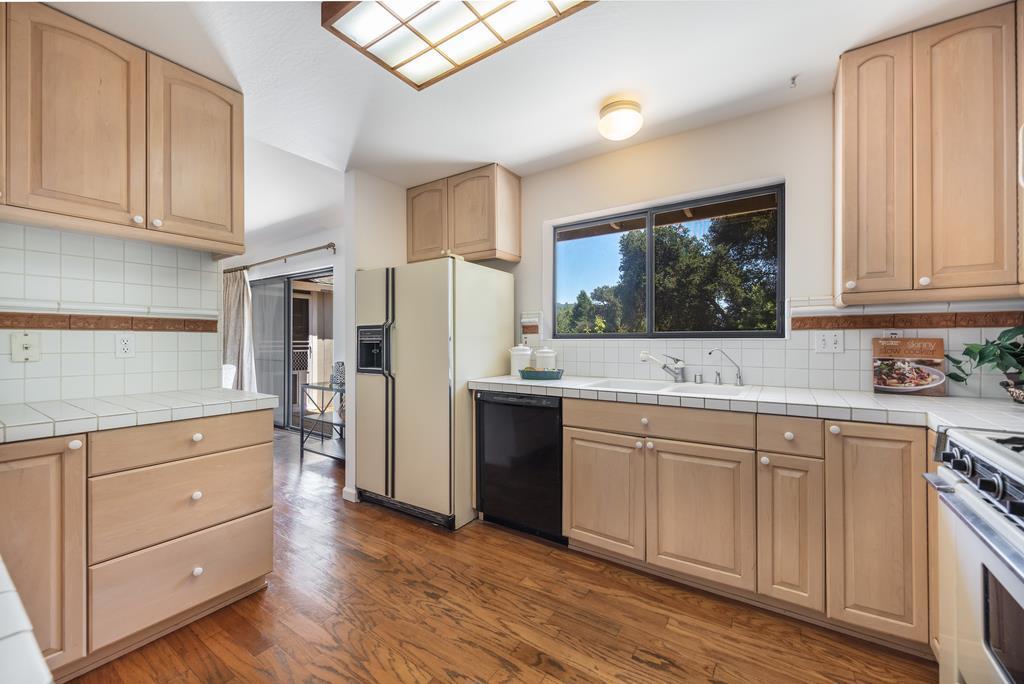 21520 Betty Ann Ct, LOS GATOS, CA 95033 | MLS# ML81715537 | Redfin