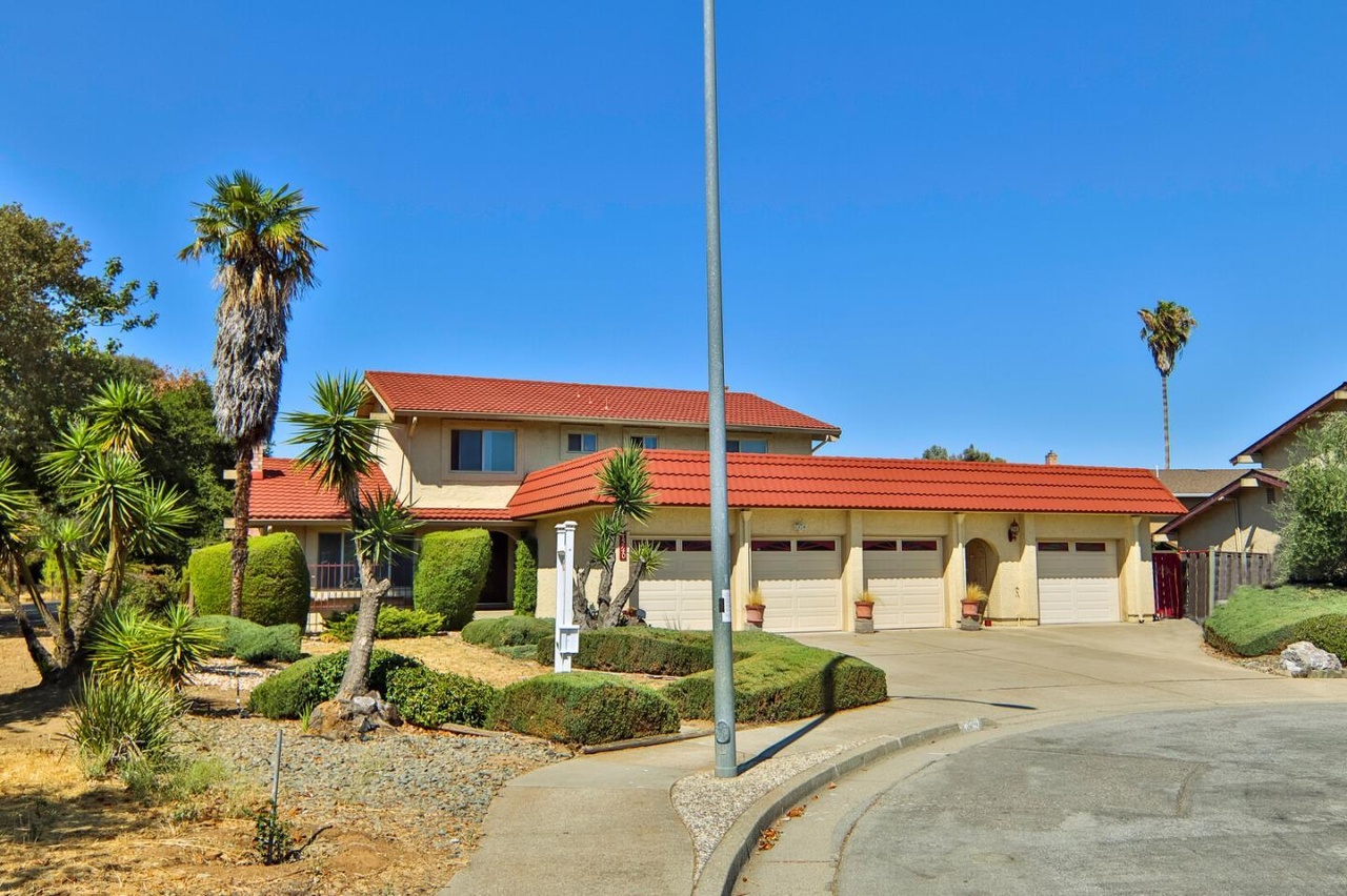 15740 La Honda Ct, MORGAN HILL, CA 95037 | MLS# ML81855794 ...
