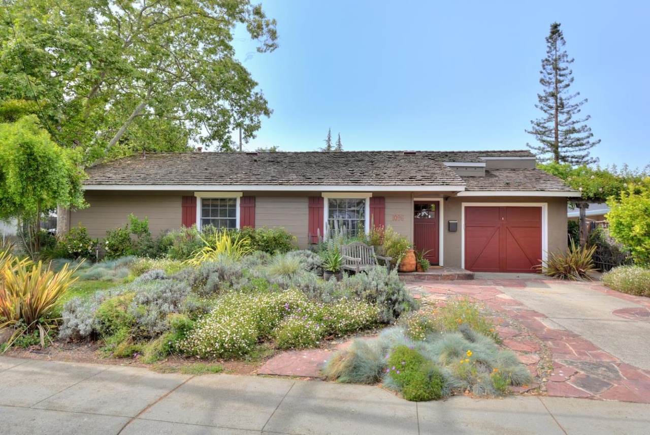 1096 Karen Way, MOUNTAIN VIEW, CA 94040