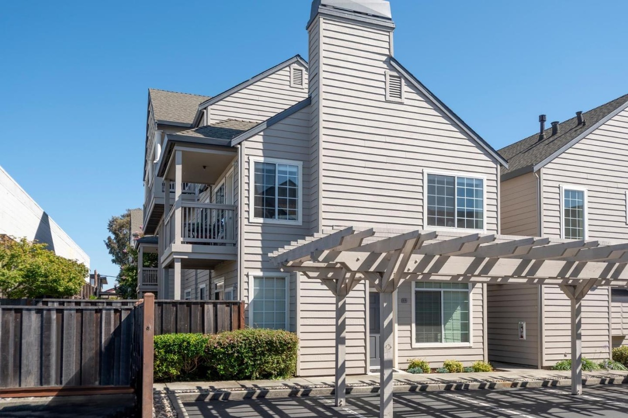 935 Old County Rd #29, BELMONT, CA 94002 | MLS# ML81764826 | Redfin
