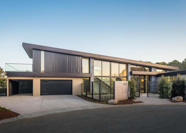 Property at 20 Pine Ct, Hillsborough, CA 94010, 5 beds, 6 baths