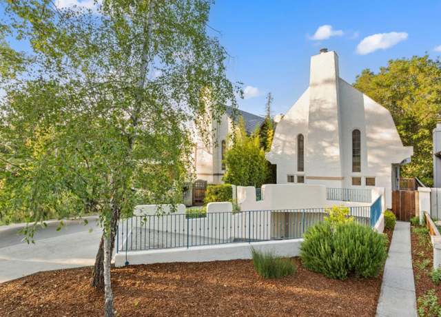 Property at 2095 Bowdoin St, Palo Alto, CA 94306, 2 beds, 2 baths