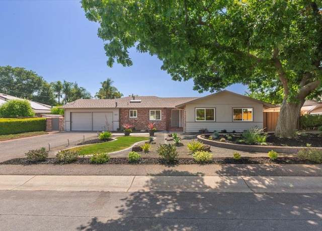 Property at 539 Los Ninos Way, Los Altos, CA 94022, 3 beds, 2 baths