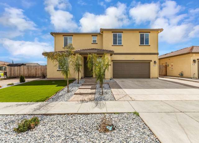Property at 2075 Martin St, Los Banos, CA 93635, 5 beds, 3 baths