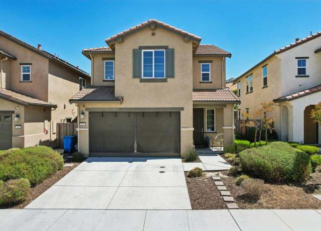 Property at 545 Shearwater St, Hollister, CA 95023, 3 beds, 2.5 baths