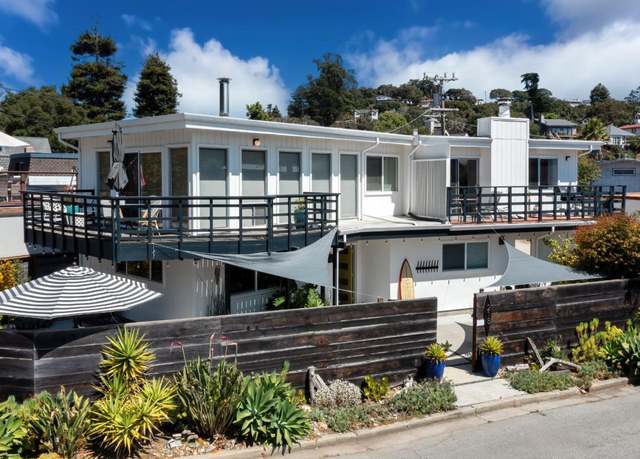 Property at 218 Moosehead Dr, Aptos, CA 95003, 4 beds, 2.5 baths