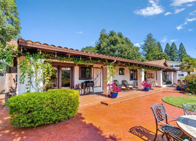 Property at 102 Pasatiempo Dr, Santa Cruz, CA 95060, 3 beds, 2.5 baths