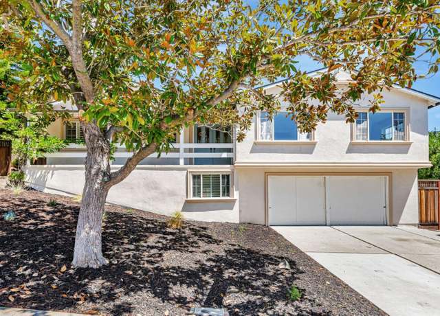 Property at 697 Glennan Dr, Redwood City, CA 94061, 3 beds, 3 baths