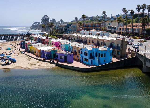 Property at 1500 Wharf Rd, Capitola, CA 95010, 5 beds, 2.5 baths