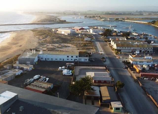 Property at 7550 Sandholdt Rd, Moss Landing, CA 95039, 3 beds, 4 baths