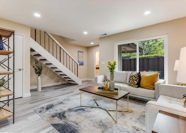 Property at 4938 Poplar Ter, Campbell, CA 95008, 2 beds, 1.5 baths