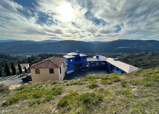 Property at 304 Country Club Hts, Carmel Valley, CA 93924, 4 beds, 5 baths