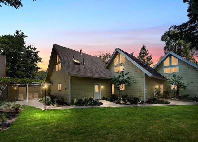 Property at 2518 W Middlefield Rd, Mountain View, CA 94043, 2 beds, 1.5 baths