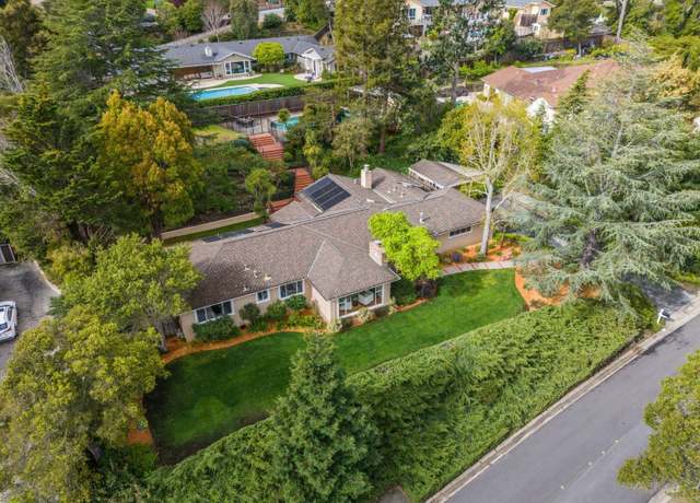 Property at 337 Robinwood Ln, Hillsborough, CA 94010, 6 beds, 3 baths