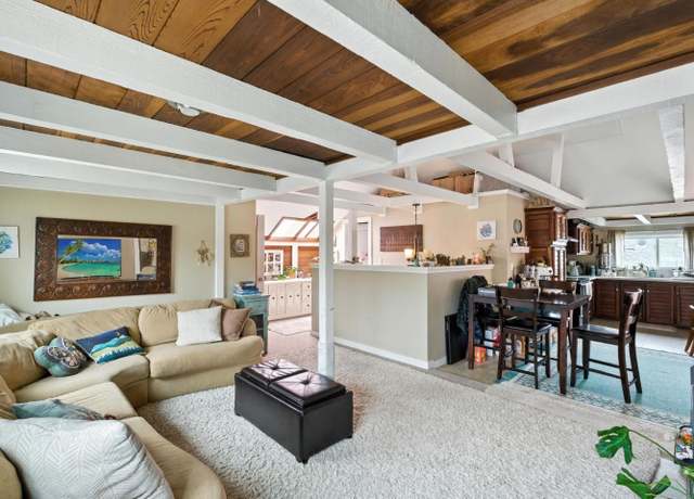 Property at 575 Myrtle St, Half Moon Bay, CA 94019, 3 beds, 3 baths