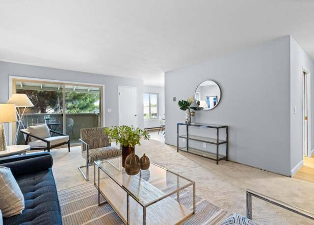 Property at 264 N Whisman Rd #26, Mountain View, CA 94043, 2 beds, 1 bath