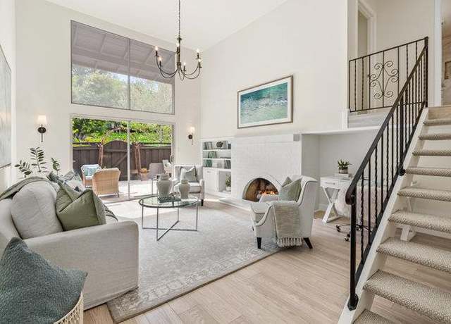 Property at 18400 Overlook Rd #19, Los Gatos, CA 95030, 2 beds, 2.5 baths