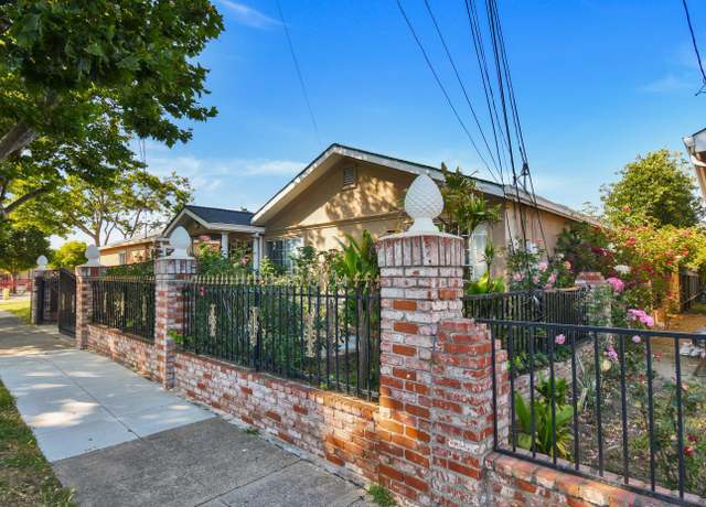 Property at 7 Lindbergh St, San Mateo, CA 94401, 4 beds, 2 baths