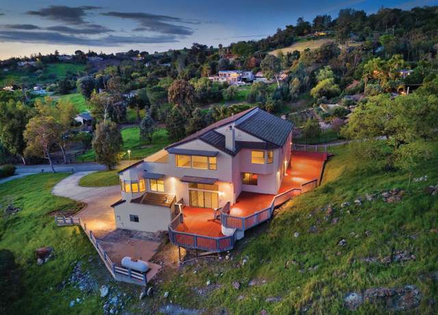 Property at 20248 Viewcrest Ct, San Jose, CA 95120, 5 beds, 4.5 baths
