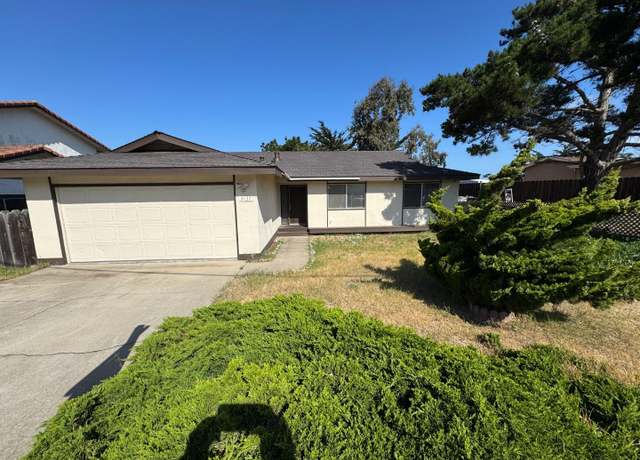 Property at 3137 Lake Dr, Marina, CA 93933, 3 beds, 2 baths