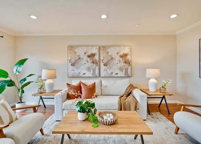 Property at 255 S Rengstorff Ave #40, Mountain View, CA 94040, 2 beds, 1 bath