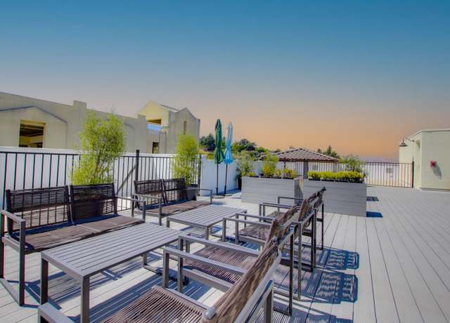 Property at 400 San Benito St #304, Hollister, CA 95023, 1 bath