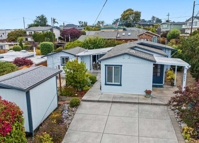 Property at 425 Seacliff Dr, Aptos, CA 95003, 3 beds, 2 baths