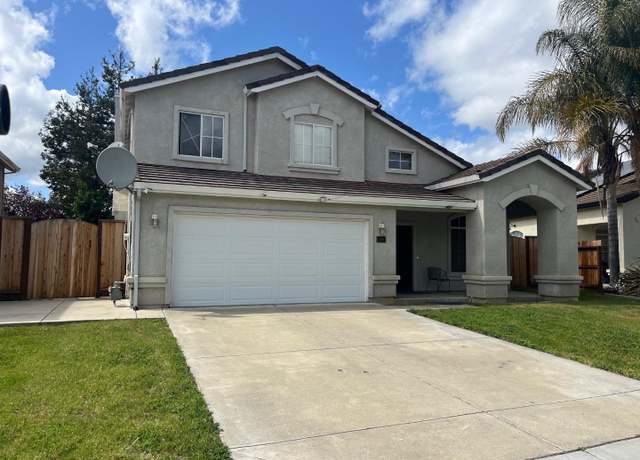 Property at 2260 Ventana Ct, Hollister, CA 95023, 4 beds, 2.5 baths