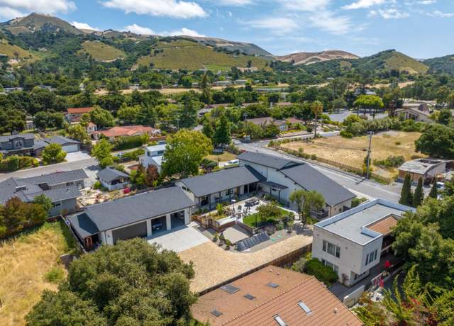 Property at 8 El Caminito Rd, Carmel Valley, CA 93924, 3 beds, 4 baths