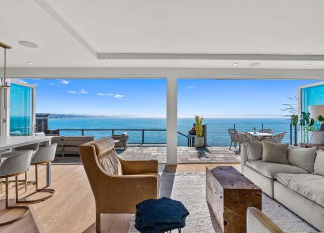 Property at 108 Grove Ln, Capitola, CA 95010, 4 beds, 4.5 baths