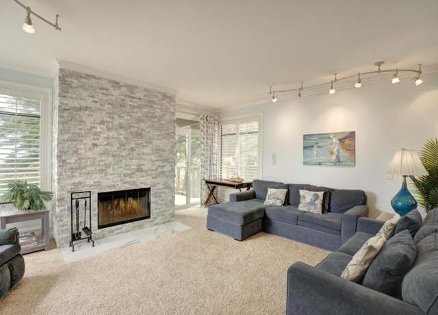 Property at 40 Pelican Pt #40, Watsonville, CA 95076, 2 beds, 1.5 baths