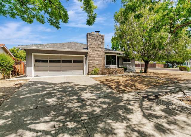 Property at 1390 Pointe Claire Dr, Sunnyvale, CA 94087, 4 beds, 3 baths