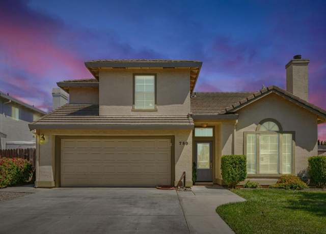 Property at 780 Alissa Ct, Hollister, CA 95023, 3 beds, 2.5 baths