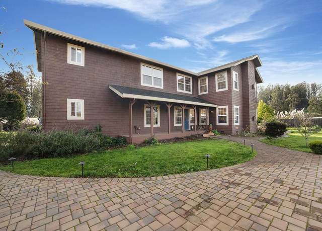 Property at 389 Corralitos Rd, Watsonville, CA 95076, 4 beds, 3 baths