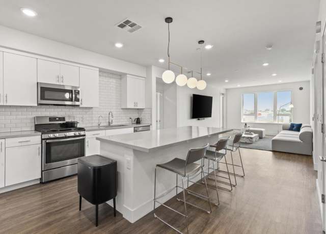 Property at 5951 Sunstone Dr #410, San Jose, CA 95123, 3 beds, 2 baths