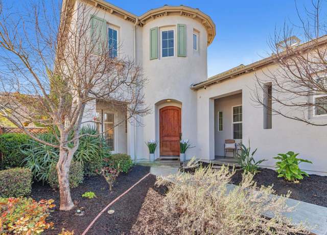 Property at 2645 Muirfield Way, Gilroy, CA 95020, 5 beds, 4.5 baths