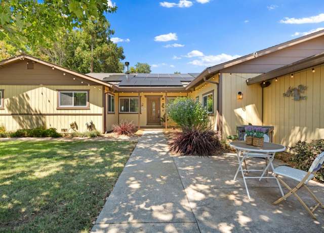 Property at 9430 Burchell Rd, Gilroy, CA 95020, 4 beds, 3 baths