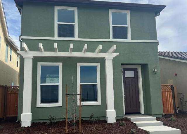 Property at 153 Brunia Pl, King City, CA 93930, 3 beds, 2.5 baths