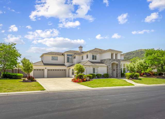 Property at 531 Via Vaquero Sur, San Juan Bautista, CA 95045, 4 beds, 3 baths