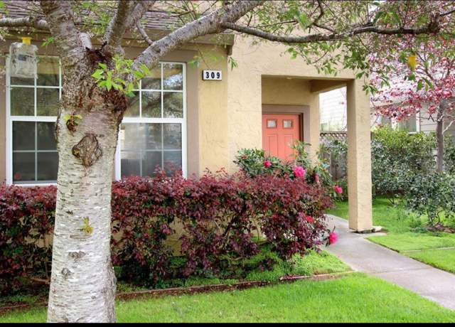 Property at 309 Village Cir, Santa Cruz, CA 95060, 3 beds, 2.5 baths