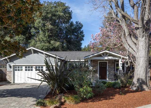 Property at 135 Emma Ln, Menlo Park, CA 94025, 3 beds, 2.5 baths