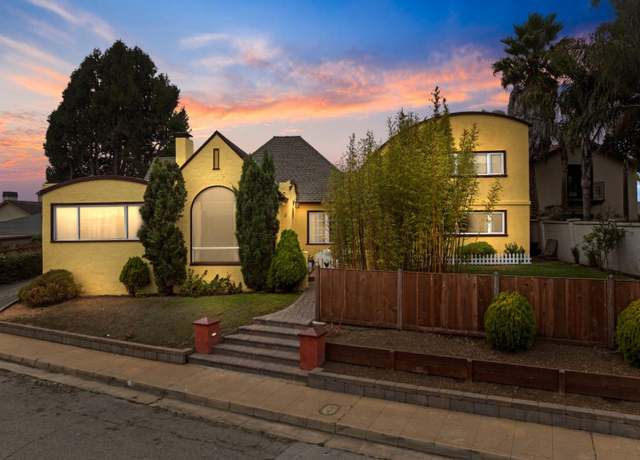 Property at 3 Gonzales St, Watsonville, CA 95076, 4 beds, 4 baths