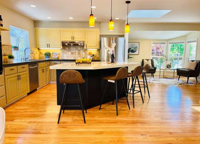Property at 1544 Klamath Dr, Sunnyvale, CA 94087, 4 beds, 2 baths