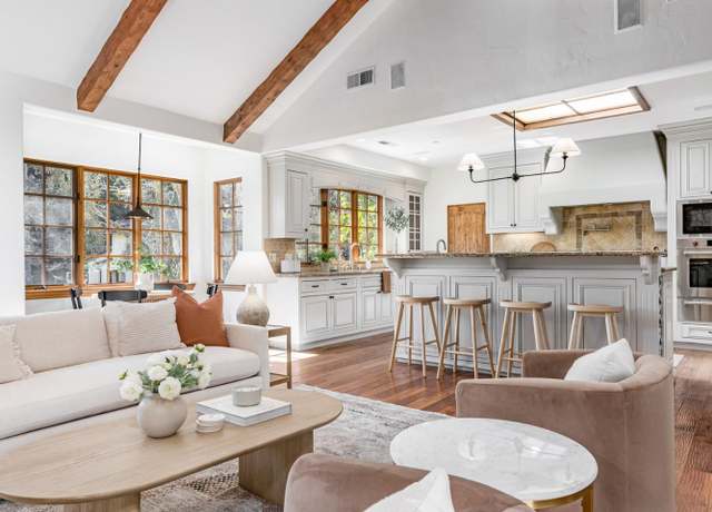 Property at 114 Zanzibar Dr, Aptos, CA 95003, 4 beds, 3.5 baths