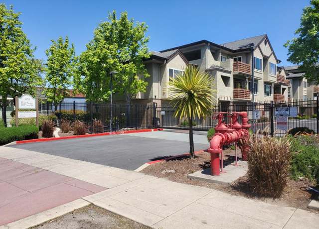 Property at 308 River St Unit E 33, Santa Cruz, CA 95060, 2 beds, 1 bath