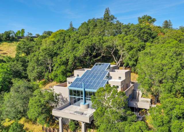 Property at 319 Tappan Ter, Orinda, CA 94563, 5 beds, 4.5 baths