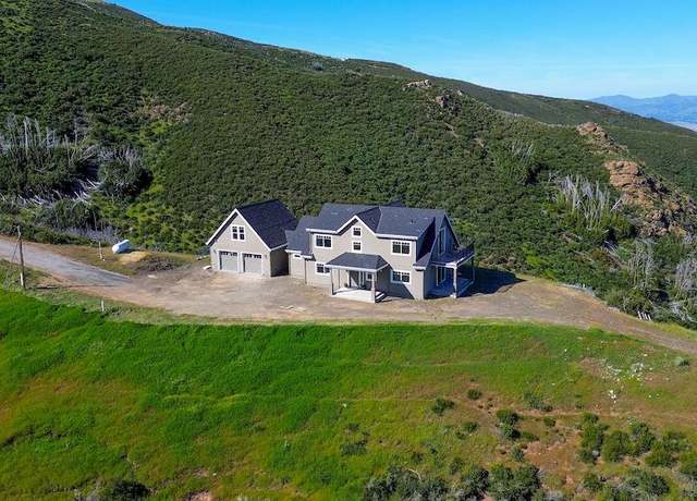 Property at 33501 Loma Chiquita Rd, Los Gatos, CA 95033, 3 beds, 3 baths